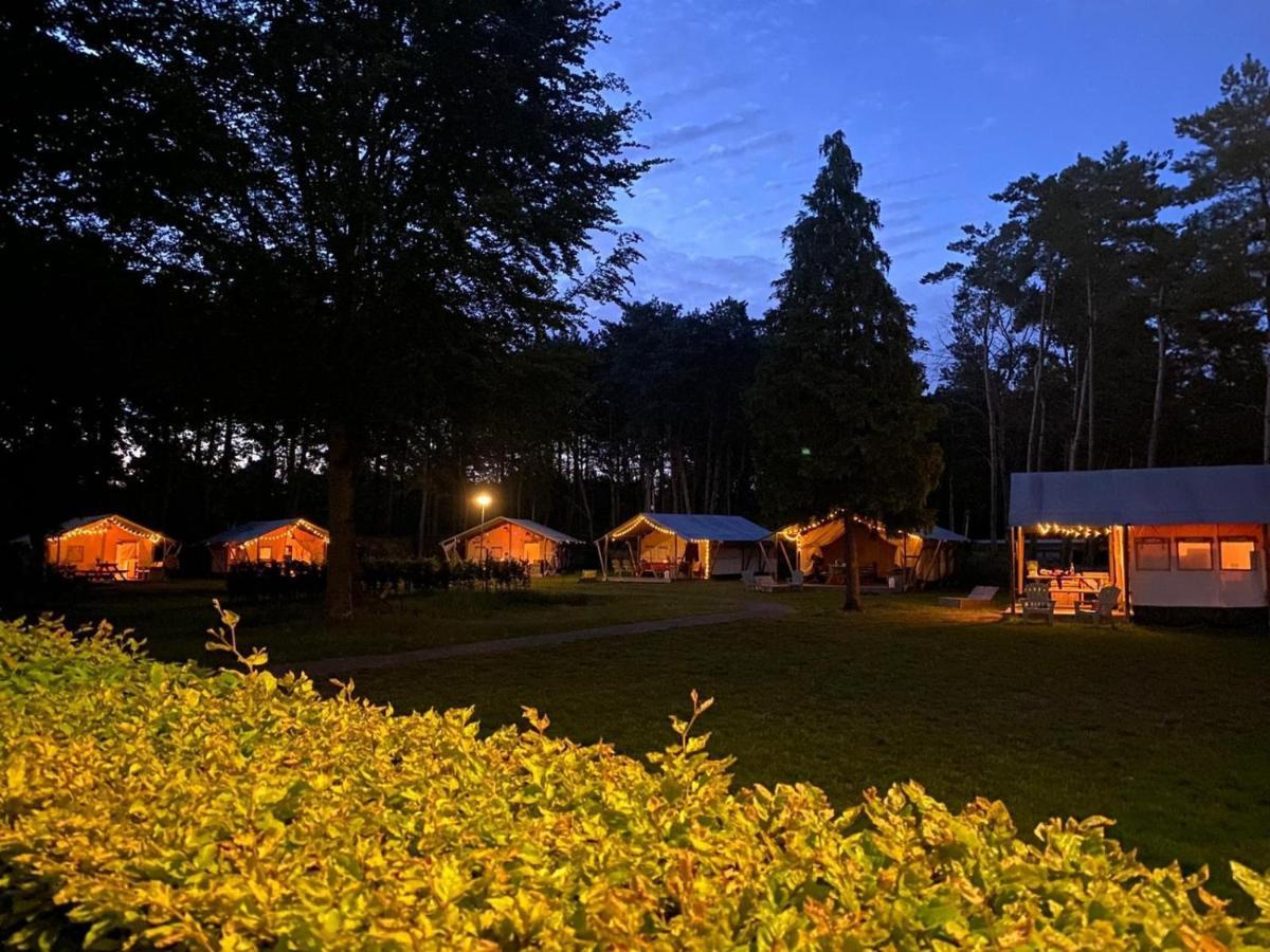Vakantiepark De Bergen Wanroij - Safaritent Ngoại thất bức ảnh